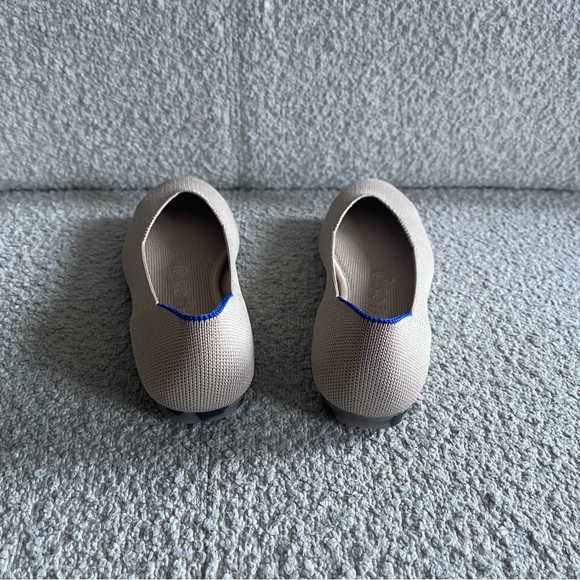 Rothy’s The Flat Sand/Blue Trim | NWOT Washable Knit Flats Size 6 - Picture 4 of 7